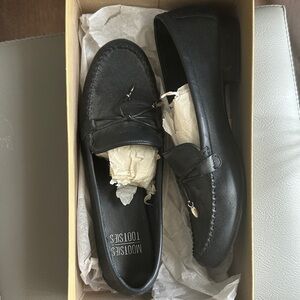 Black Women’s Loafers